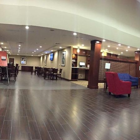 Comfort Suites - Додж-Сіті Екстер'єр фото
