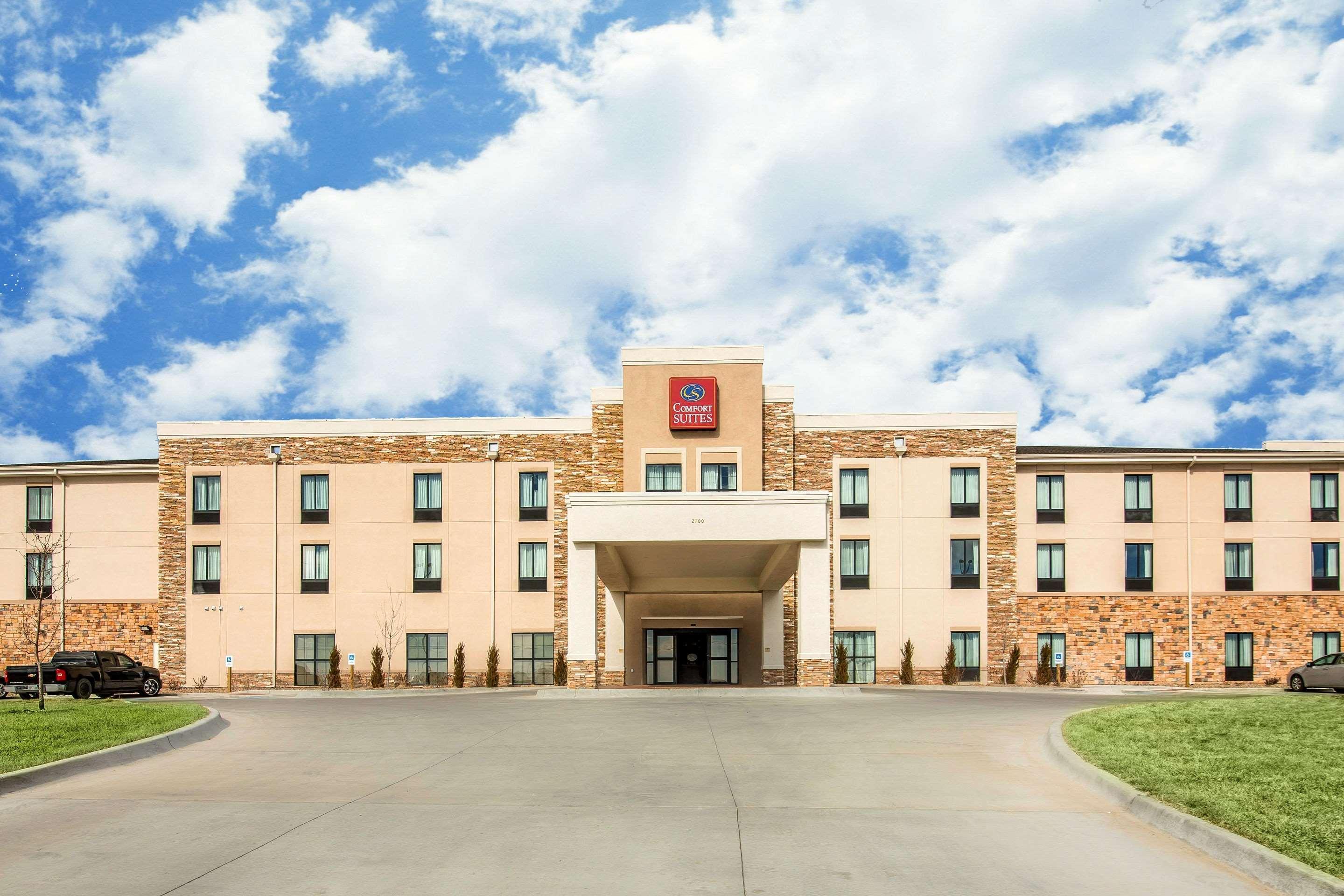 Comfort Suites - Додж-Сіті Екстер'єр фото