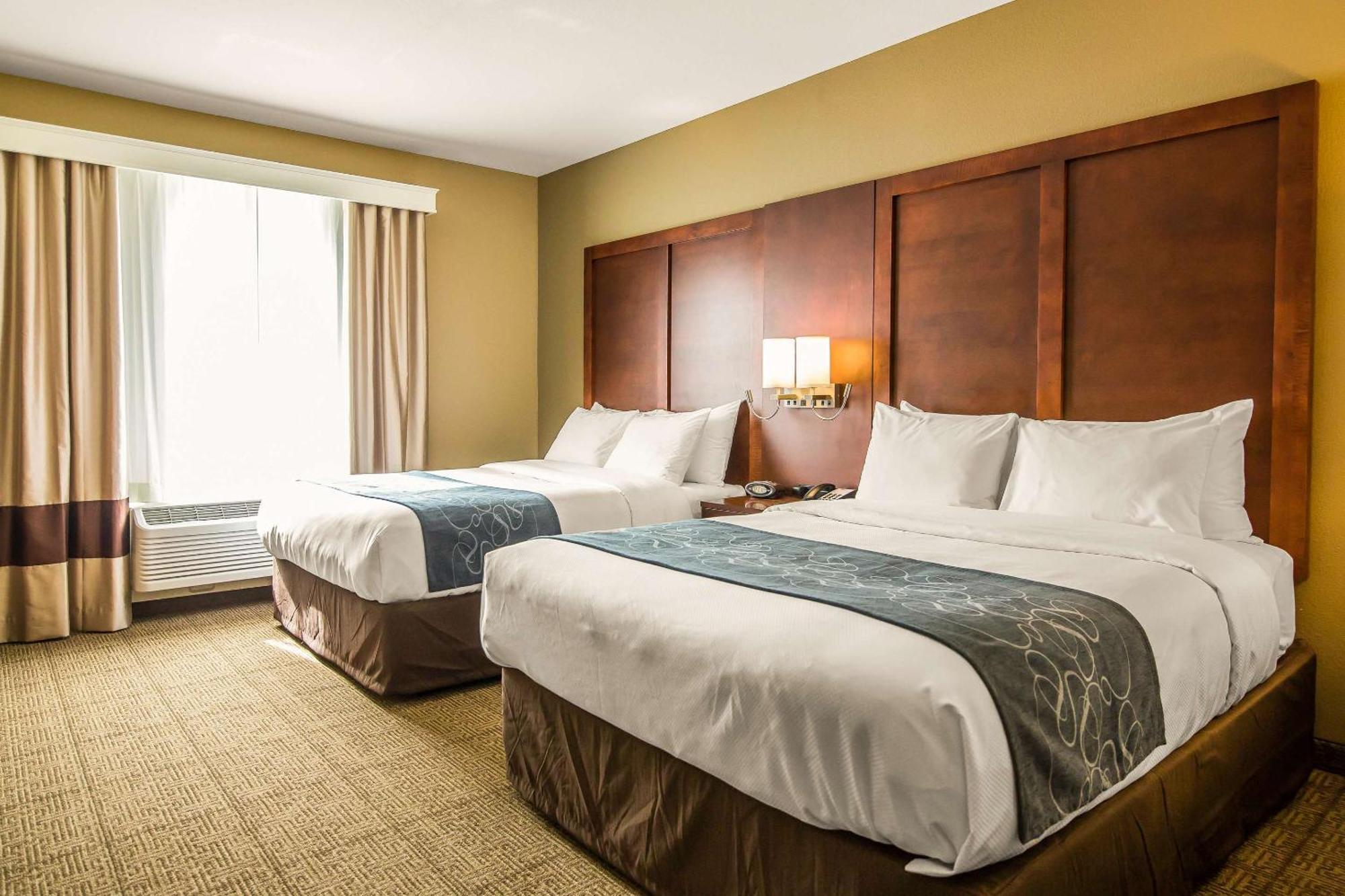Comfort Suites - Додж-Сіті Екстер'єр фото